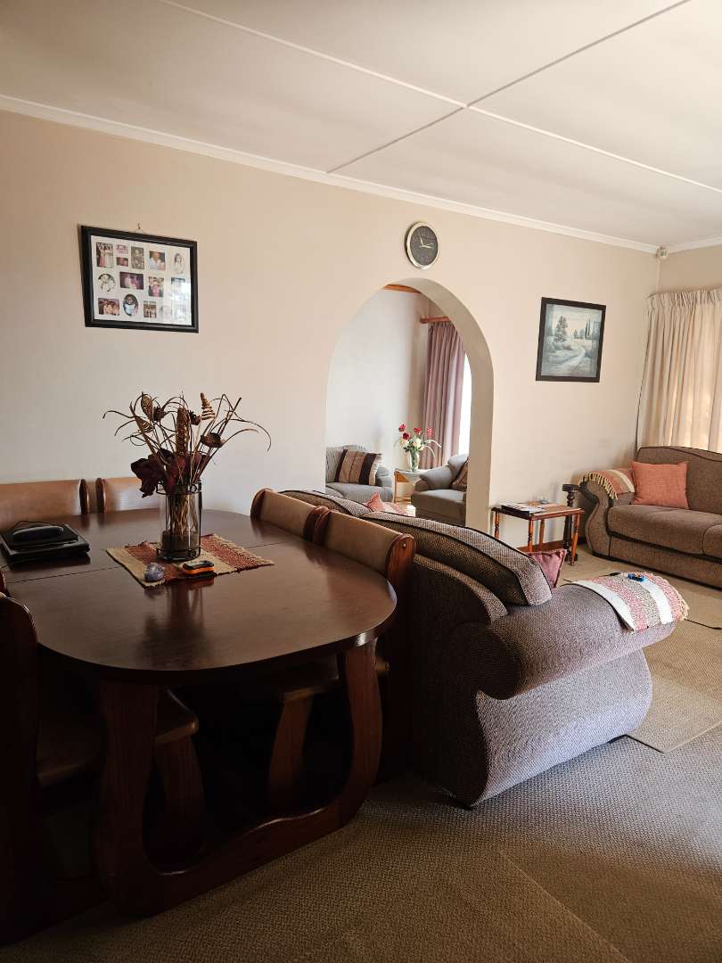3 Bedroom Property for Sale in Algoa Park Eastern Cape